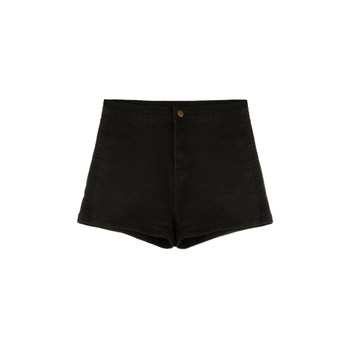 
Giant hip cover! Black denim shorts ~