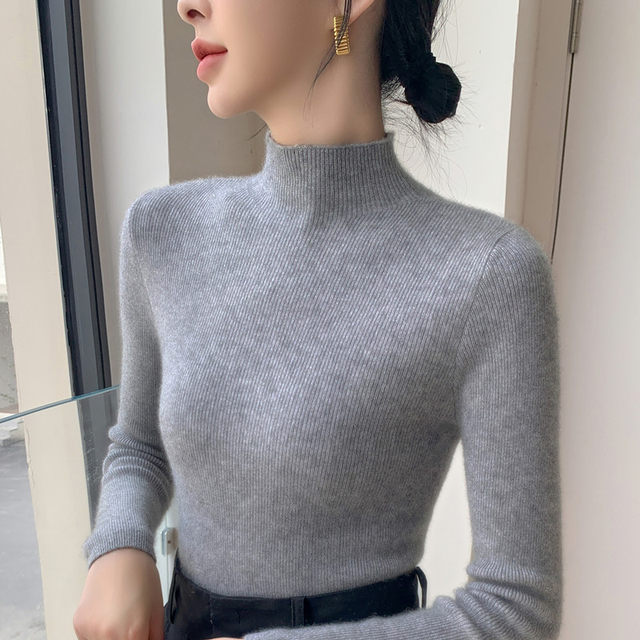 High-end semi-turtleneck sweater for women, autumn and winter slim-fitting 2024 new inner layer, tight-fitting and slimming knitted bottoming shirt for women