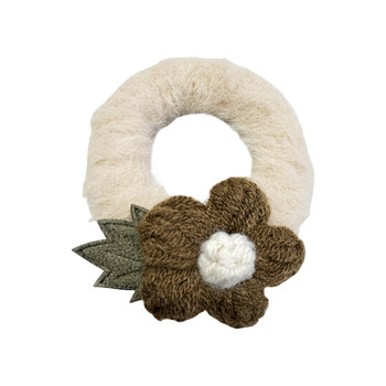 
Autumn and winter atmosphere~knitted flower plush hair rope!