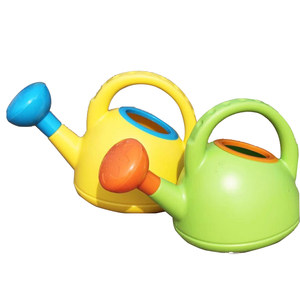 HAPE Baby Bath toy Baby Beach Play Water toy Play Sand Children Sprinkle kettle and Play Water 700ml
