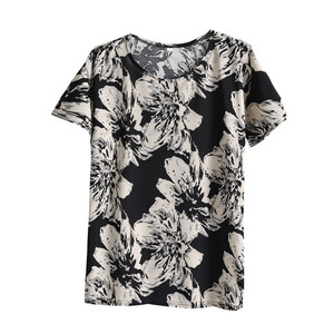 Middle-aged and elderly women's clothing summer loose fat mother pretend to be short-sleeved 40-50 years old large size lady T-shirt shirt shirt