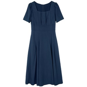 
Lavinia Xia's new slim high waist long skirt solid color high waist lady temperament French square collar dress