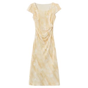 
Actual shot of 2026 new summer style bias-cut elegant yellow rose yellow skin-friendly breathable jacquard short-sleeved women's dress