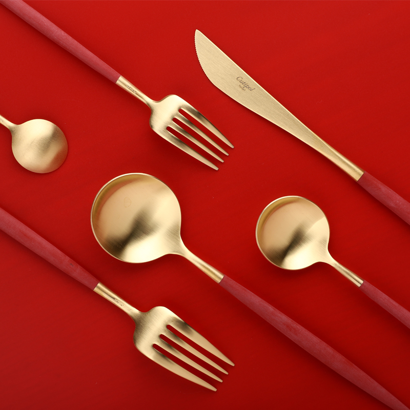 cutipol红色西餐餐具刀叉牛排高端叉子勺子筷子套装礼盒送礼餐具