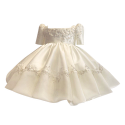 High-end western-style piano playing hostess dress