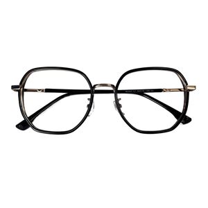 Polygonal glasses for nearsighted women can be equipped with a super light and natural beauty tool to enhance their facial features. Korean style eye frames are also available