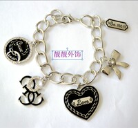 "Liangliang Outer" fashion G wild models female jewelry love inlaid diamond color glaze multi -pendant bracelet