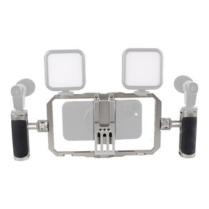 
Metal mobile phone rabbit cage vlog expansion frame bracket balanced and stable handheld photo photography outdoor live broadcast aluminum alloy rabbit cage lightweight handle accessories mobile phone camera assist device can be switched horizontally and vertically