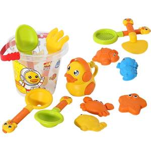 Children's beach toy set play sand tools digging sand bucket shovel kids digging sand play sand and dripping

