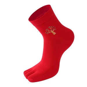 
Hengyuanxiang's zodiac year five-finger socks for women in autumn and winter thick red socks for men for wedding couples mid-calf socks for the Year of the Horse cotton socks
