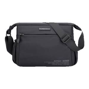 Outdoor leisure sports messenger bag Men's large -capacity horizontal color shoulder bag Men's backpack simple light Korean version