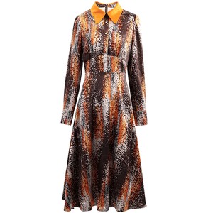 
Counter genuine Martinu autumn and winter coffee color doll collar high waist printed dress long sleeves