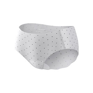 
RD Women's Ice Silk Seamless Underwear Women's 2026 New 100A Antibacterial Extended File Thin Mulberry Silk Briefs