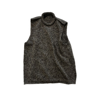 Petit Schan multigrain porridge, cashmere, camel hair, yak hair, hand-spun yarn, hand-knitted long vest