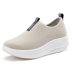 Ruiden Mesh Slip-on Travel Shoes, Breathable Sneakers, Rocking Shoes, Mom Dance Shoes, Large Size Women's Shoes, 2023 Autumn And Winter