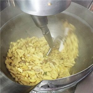 
Cooking machine fully automatic large electromagnetic gas school canteen cooking machine fierce fire stove pre-made vegetable cooking equipment