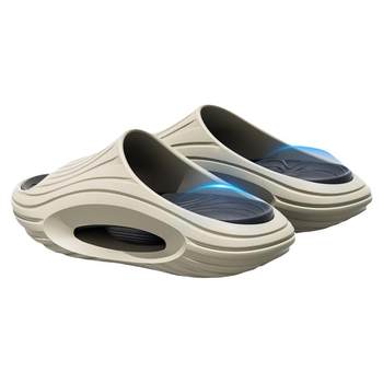 Sports height-enhancing sandals for men's non-slip and anti-odor wear