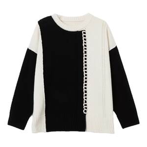 
Produced by Tangpi, unpredictable black and white contrasting colors, warm and thick wool pullover large sweater in winter