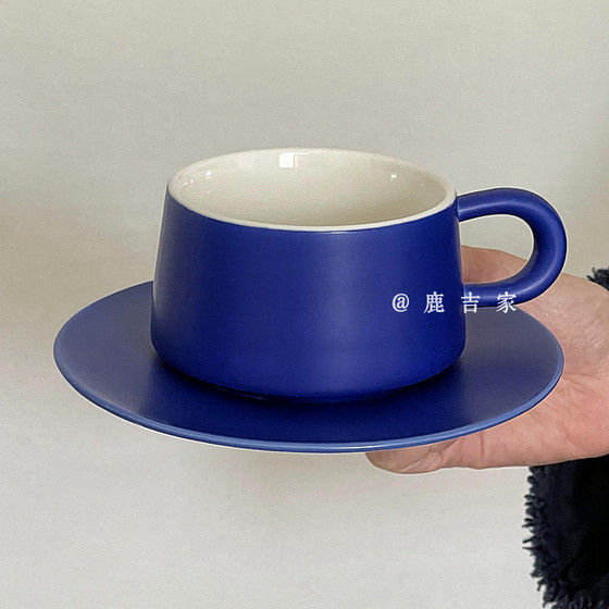 틈새 클라인 블루 인 스타일 하이 엔드 서리로 덥은 커피 컵과 접시 세라믹 머그컵 라이트 럭셔리 애프터눈 티 컵