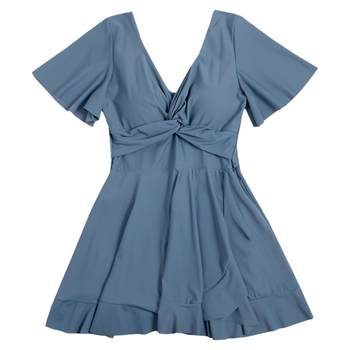 Conservative counter covering the belly and thin girl dress -like swimsuit
