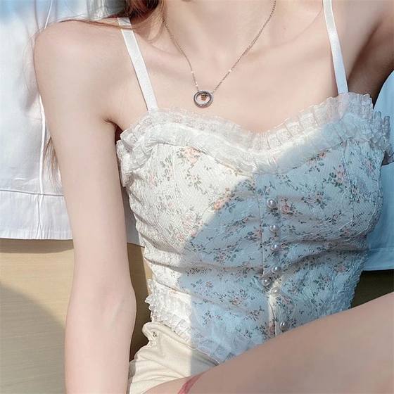 Small V-neck lace floral camisole vest 小V领蕾丝碎花吊带背心