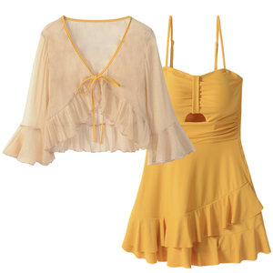 Swimsuits for women in hot springs for high-end 2025 new women's beautiful slightly fat and one-piece flat corners small swimsuit
