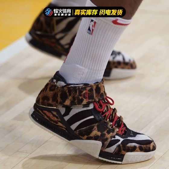 烽火 Nike Lebron 2 LBJ2 黑棕豹纹 中帮实战篮球鞋 DQ2439-200