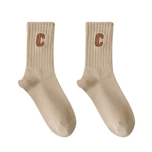 
Socks women's cotton socks mid-tube spring and autumn embroidered sports ins trendy letters long tube pile women's boneless socks high-top socks