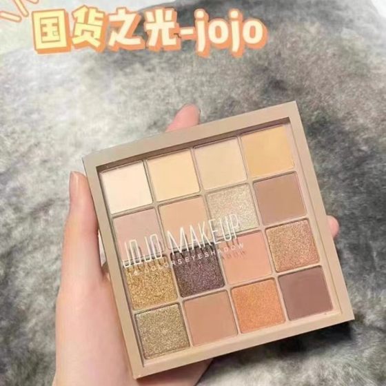 这个盘没啥好说的 就是颜色多百搭新手盘学生盘JOJO十六色眼影盘