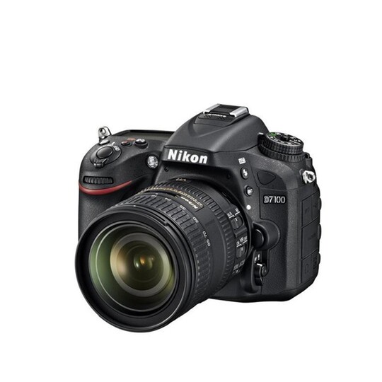Nikon D7100 24.2MP デジタル一眼レフカメラ 18-105mmレンズ付き