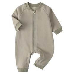 Baby fleece autumn and winter jumpsuit keeps baby warm when going out