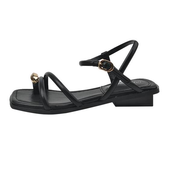 
French style beautiful fashion sandals for women summer outer wear high-end 2026 new fairy style flat Roman shoes with skirts