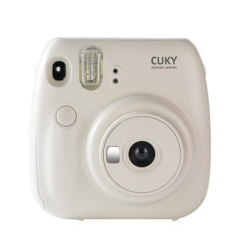 Cuky's domestic Polaroid single-imaging camera