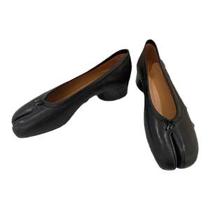 
Top version pleated split-toe shoes for women 2025 spring new style pig's trotter tabi mid-heeled ballet shoes shallow mouth high-heeled shoes