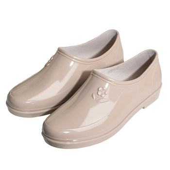 The new short-tube waterproof rain boots have been purchased more than 7,000 times