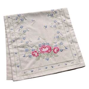 
Rose and Violet Handmade DIY New European Embroidery Table Mat Tea Mat Place Mat Embroidery Material Pack Set