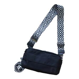 
2025 men's and women's trendy brand men's Oxford cloth shoulder bag casual nylon canvas crossbody backpack Japanese trendy square bag