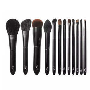 Fose and Fen Group embroidered 12 animal hair eye shadow makeup brush sets super soft hair blush loose powder high -gloss lip brush