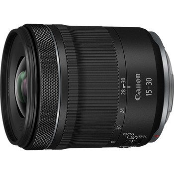 Canon RF15-30 wide-angle lens comes with UV lens gift pack