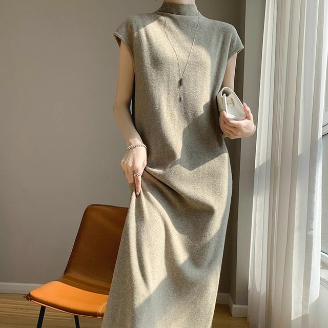 Women's Knitted Shoulder Pad Long Sleeves Half High Collar Folds Dress main image 1