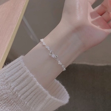 Love bow bracelet for women, light luxury and niche, exquisite and versatile, with a new touch of silver and broken silver. Handicrafts for girlfriends, white gold, rose gold