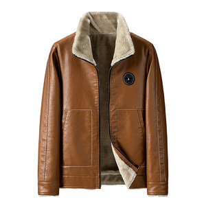 The new hunting men's leather jacket in winter new fur integrated plus velvet thick leather jackets leisure trend
