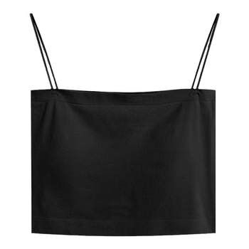 With a short of chest pads, a small suspender sweet and hot girl
