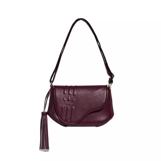 
Genuine adidas Adidas Women's Classic Fashion Versatile Adjustable Shoulder Strap Diagonal Shoulder Bag KW4726