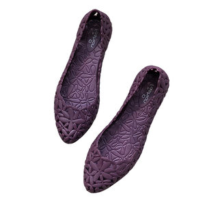 
Baotou jelly shallow mouth fashion hole net fashion sandals female student summer versatile Korean style fairy style flat sole wear