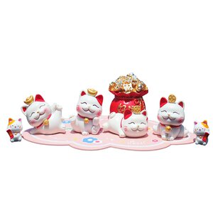 
2025 new car ornaments cute lucky cat decorations internet celebrity car creative center console car interior accessories