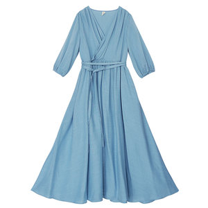 
[Spot] Improved Hanfu big styling dress for women 2025 spring new temperament seaside skirt high waist long skirt