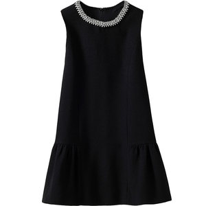 
Xiaoxiangfeng Woolen Vest Skirt Heavy Beading Little Black Skirt A-Line Slim Dress 2025 Autumn and Winter New Women's Clothing