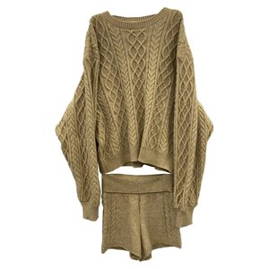 
Korean style lazy style twist sweater for women autumn and winter new loose slimming versatile sweater scarf shorts three-piece set