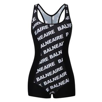 
Be one-piece swimsuit Van Dean waist-hugging and looking slim and fashionable